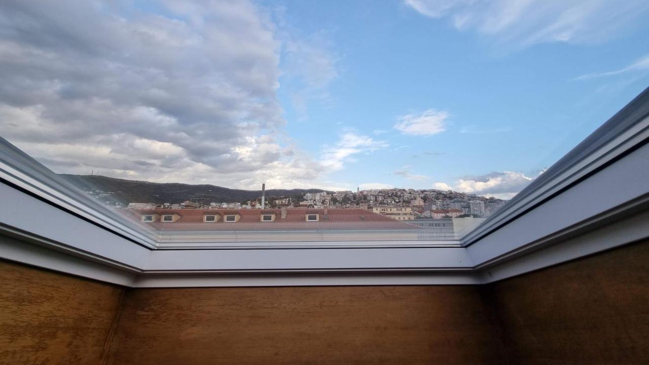 Ospitale 7 Apartment Trieste Luaran gambar